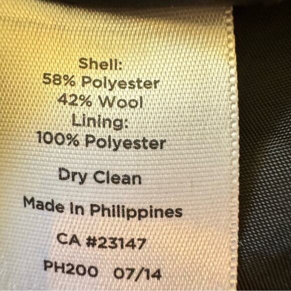 Talbots wool blend black red houndstooth knee length pencil skirt size 6P
 b16 - Picture 3 of 4